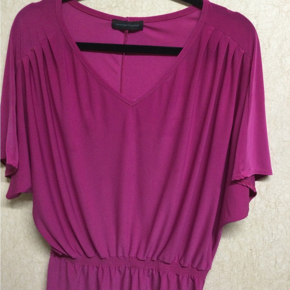 Top Extra Large, fuchsia color, American City Wear.